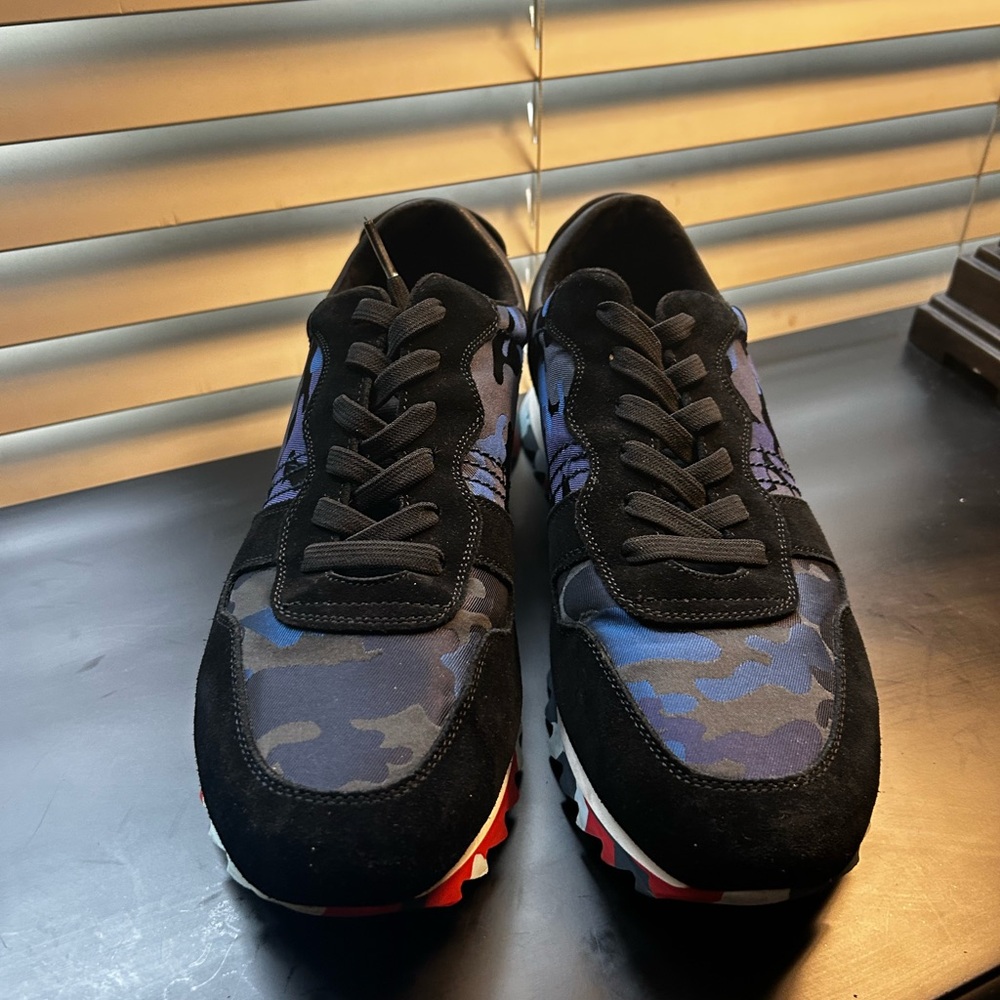 Karl Lagerfeld Black and Blue Patterned Sneakers